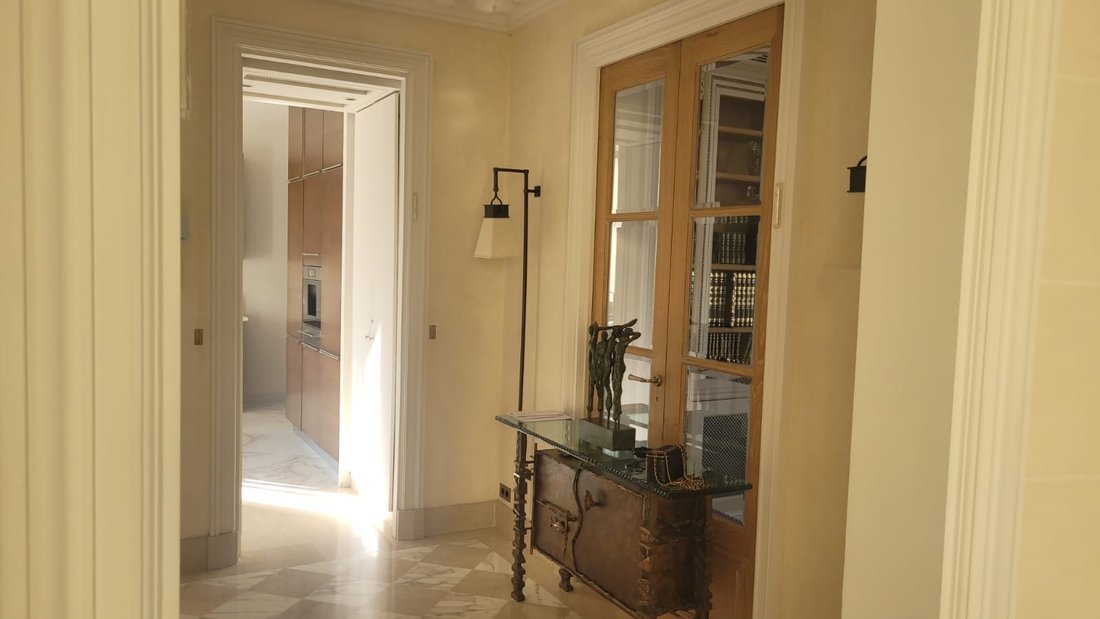 Apartment in Charles Laffitte, Neuilly-sur-Seine, France 5 - 15735447