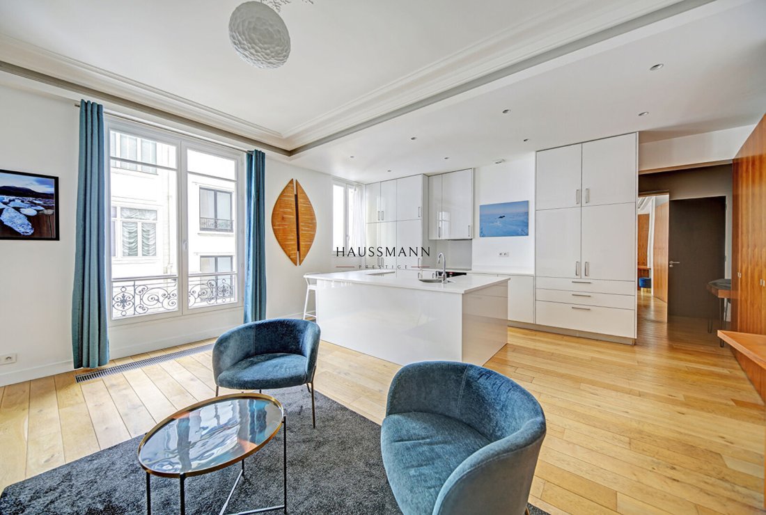 Apartment in Triangle d'Or, Paris 8e Arrondissement, Paris 1 - 15735475