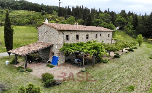 Maisons de campagne à Montecatini Val di Cecina, Toscane, Italie 1