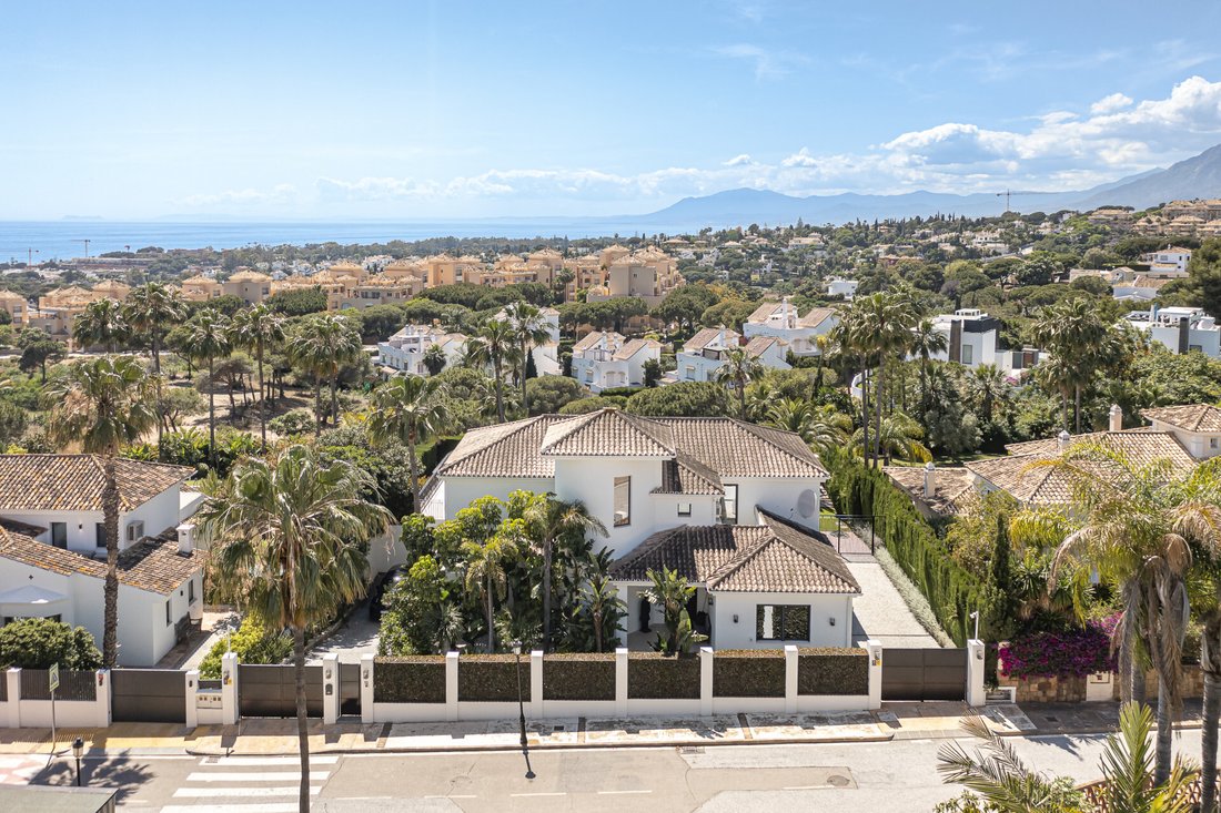 Villa in Elviria-Cabopino, Marbella, Spain 4 - 15701597