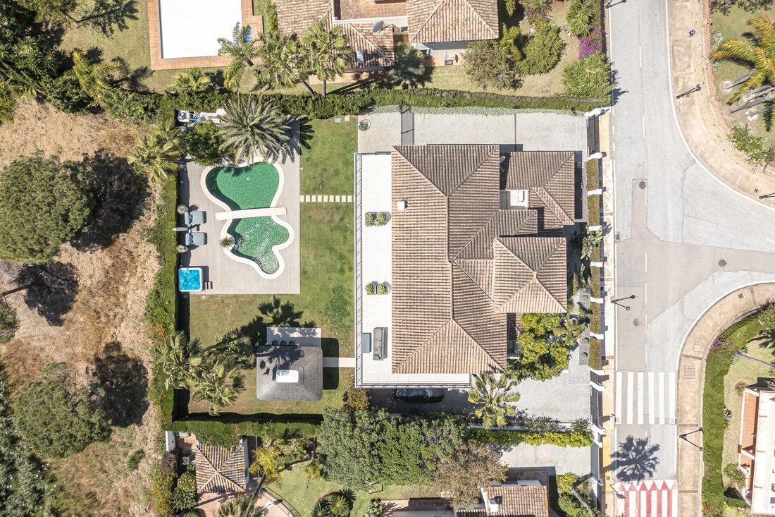 Villa in Elviria-Cabopino, Marbella, Spain 3 - 15701597