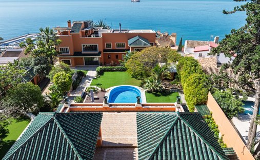 Villa in Este, Malaga, Spain 1
