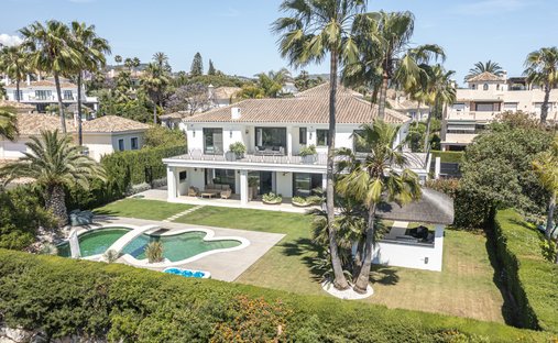 Villa in Elviria-Cabopino, Marbella, Spain 1