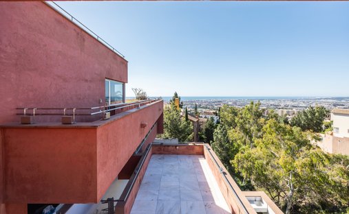 Villa in Puerto de la Torre, Malaga, Spain 1