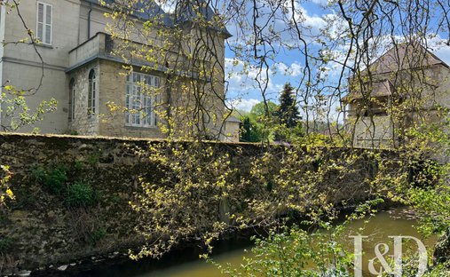 Castle for Sale in Oigny-en-Valois, Hauts-de-France, France