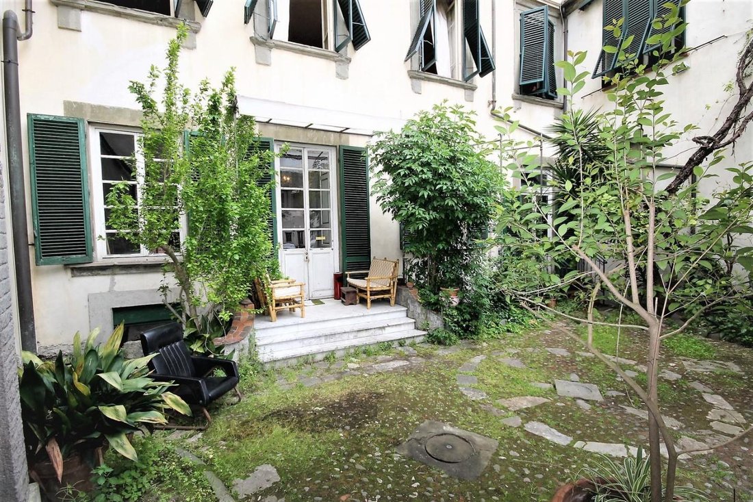 Apartment in Historic Center, Lucca, Tuscany 2 - 15742276
