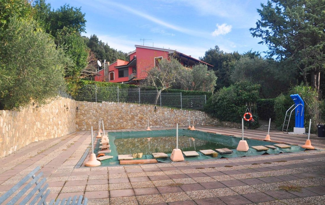 Villa in Monte alla Rena Center, Rosignano Marittimo, Italy 1 - 15741103