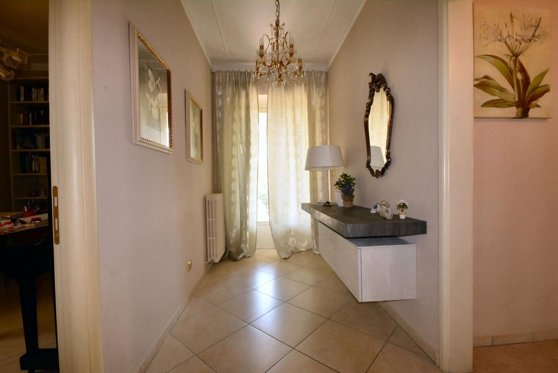 Villa in Area Monte San Quirico - Sant'Alessio, Lucca, Tuscany 4 - 15741889