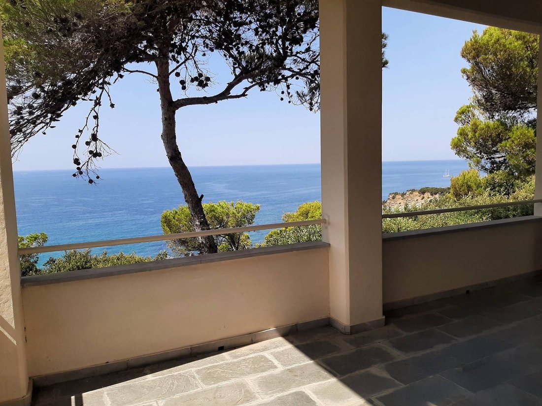 Villa in Castiglioncello, Rosignano Marittimo, Tuscany 5 - 15742472