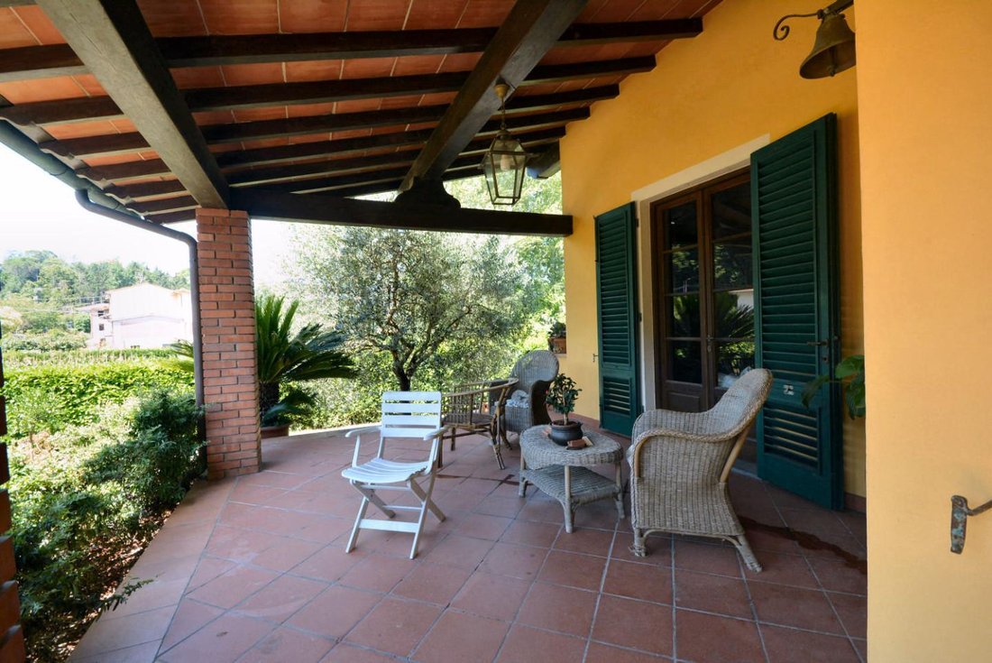 Villa in Historic Center, Lucca, Tuscany 2 - 15742161