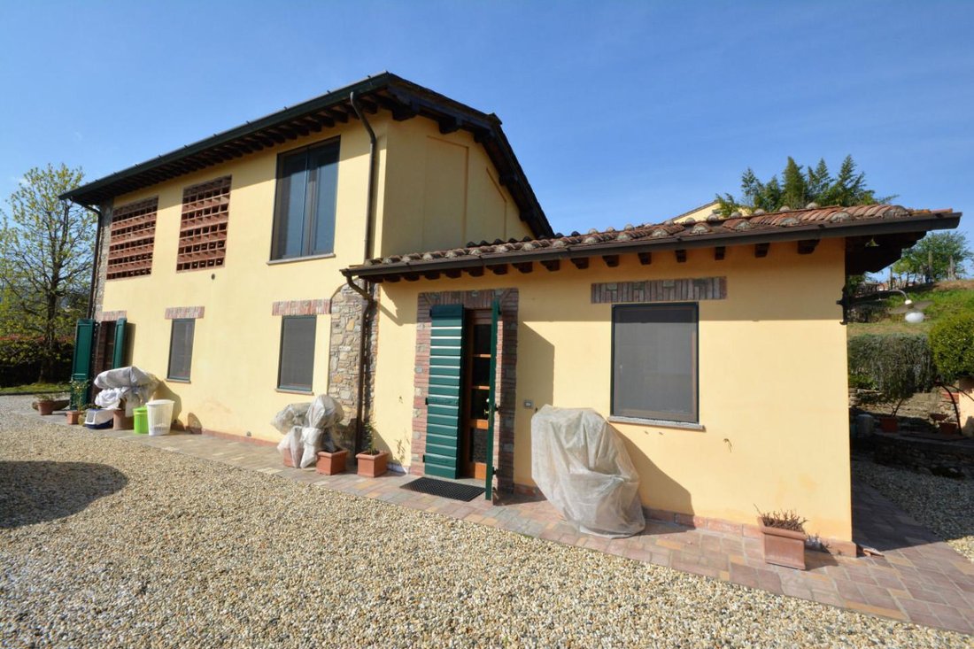 Country House in Center, Capannori, Tuscany 1 - 15741224