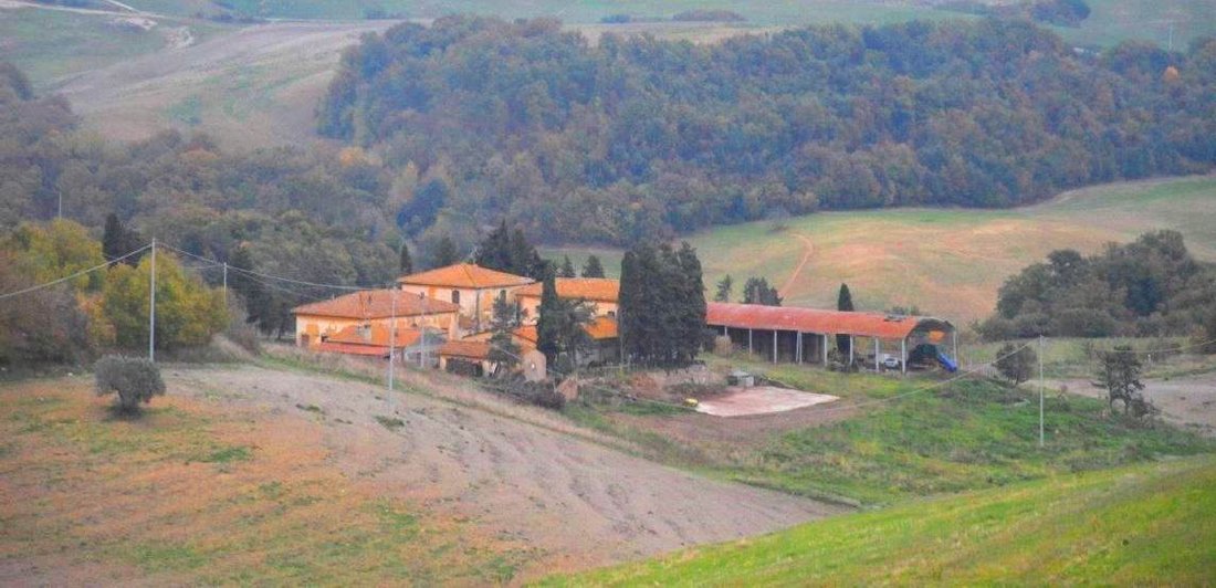 Country House in Volterra, Tuscany, Italy 1 - 15741229
