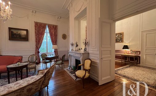 Castle for Sale in Oigny-en-Valois, Hauts-de-France, France