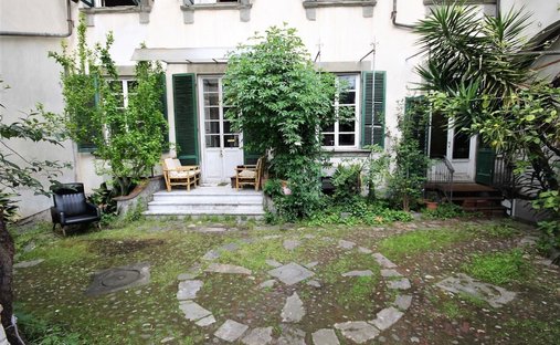 Apartment in Historic Center, Lucca, Tuscany 1