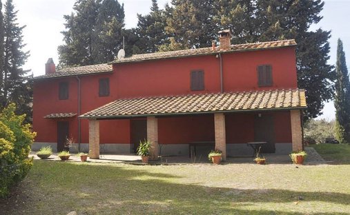 Country House in Casale Marittimo, Tuscany, Italy 1