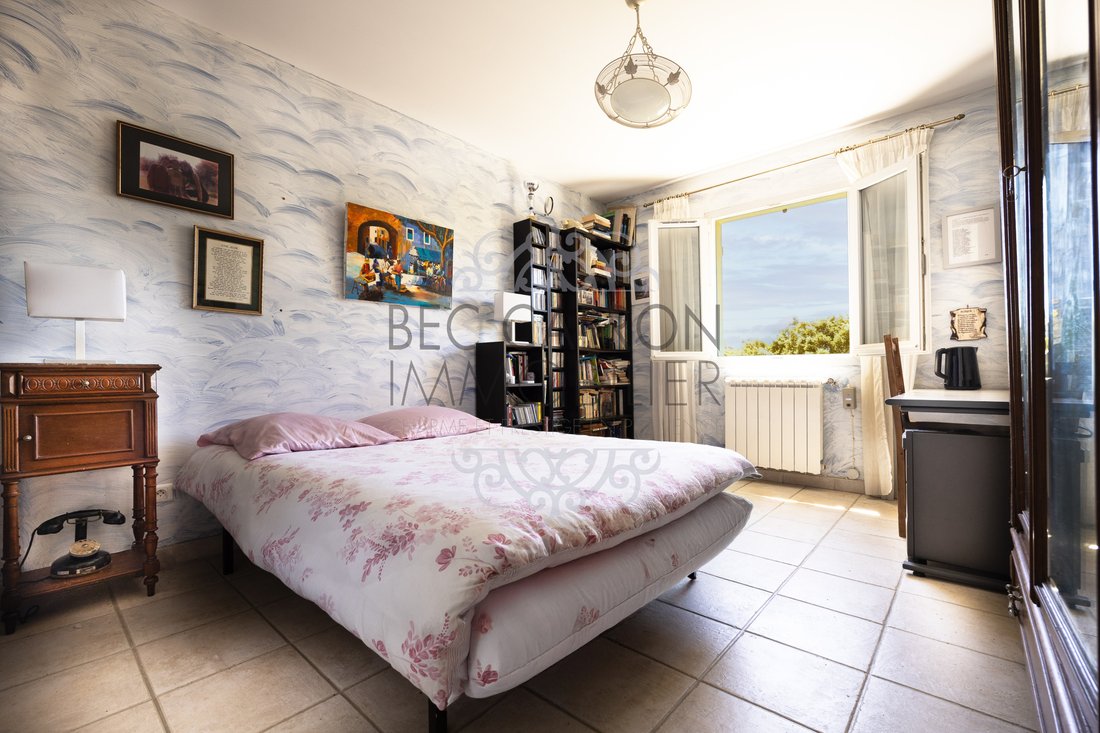 Villa in Granettes-Jauberte-Sainte Anne, Aix-en-Provence, France 5 - 15741417