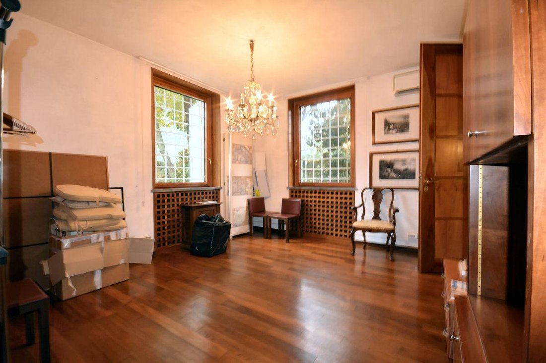 Villa in Historic Center, Lucca, Tuscany 3 - 15741197