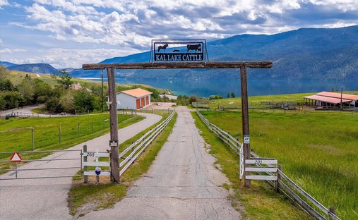 Corps de ferme à Vernon, Colombie-Britannique, Canada 1