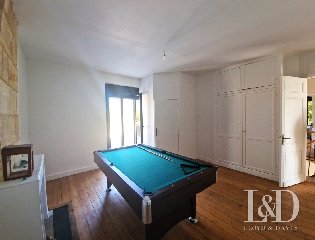 Château Cavignac: A 19th-Century Jewel Between Vine & Sky - 5