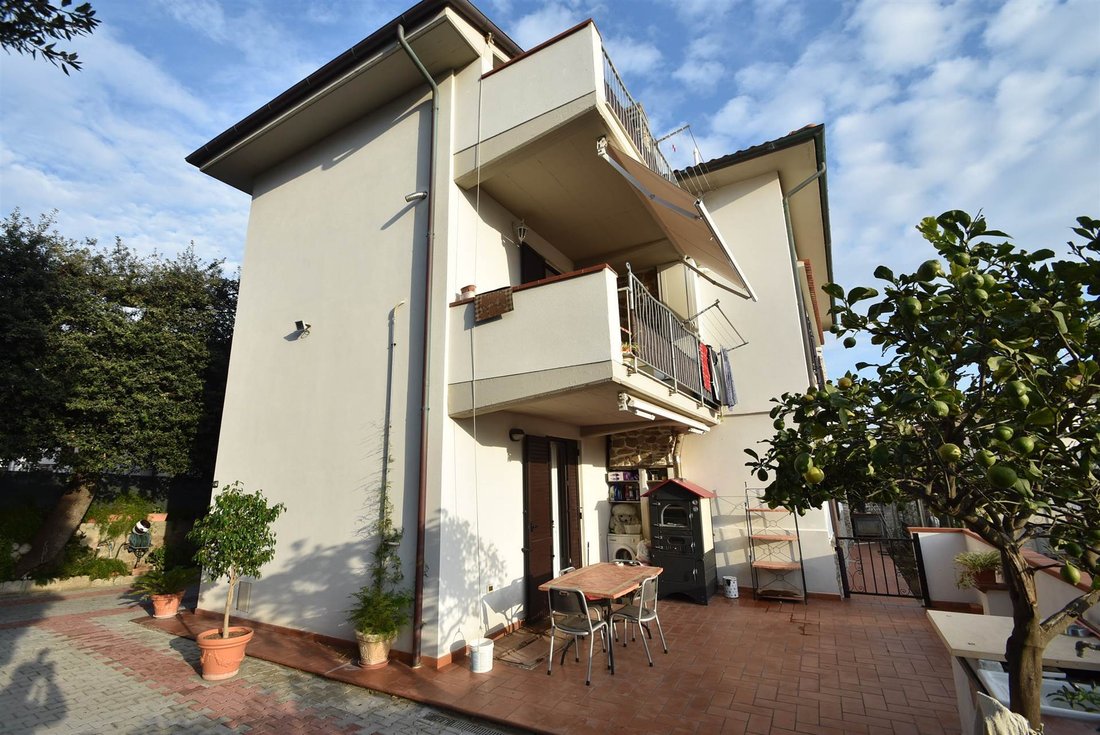 Villa in Monte alla Rena Center, Rosignano Marittimo, Italy 1 - 15742561