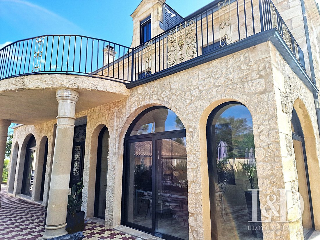 Château Cavignac: A 19th-Century Jewel Between Vine & Sky