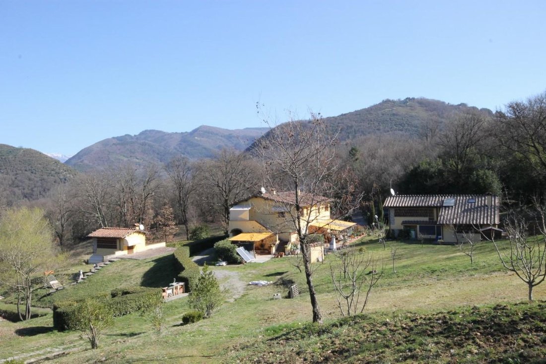 Country House in Historic Center, Lucca, Tuscany 1 - 15741973