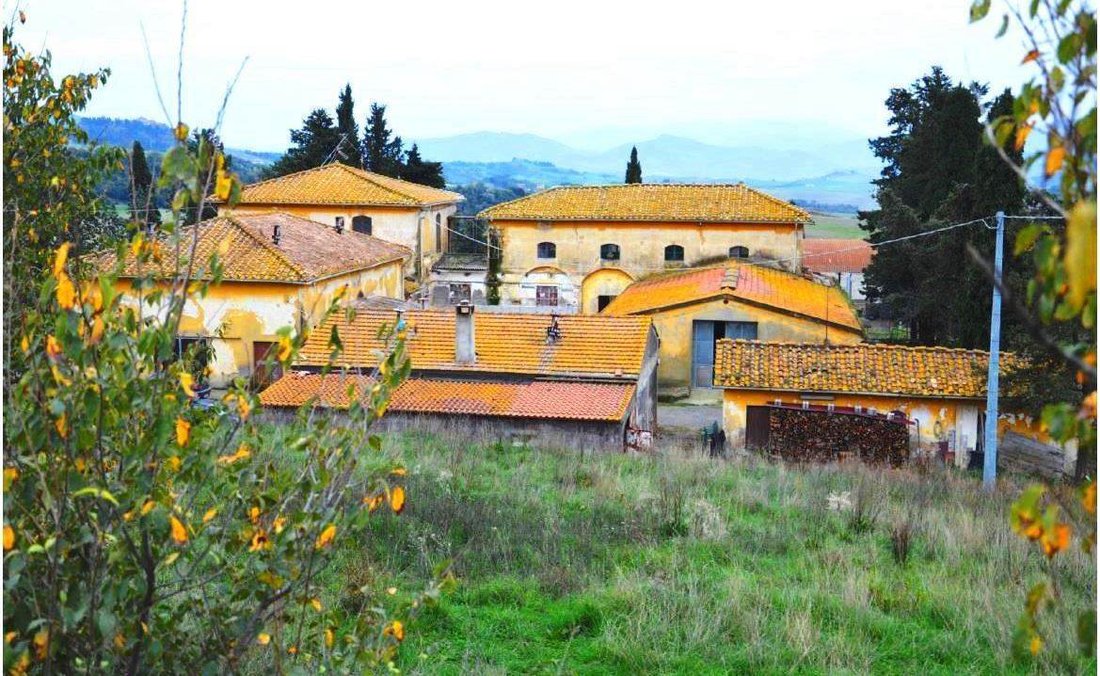 Country House in Volterra, Tuscany, Italy 2 - 15741229