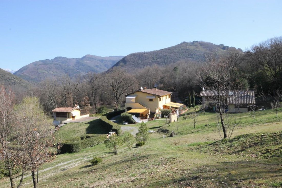 Country House in Historic Center, Lucca, Tuscany 2 - 15741973