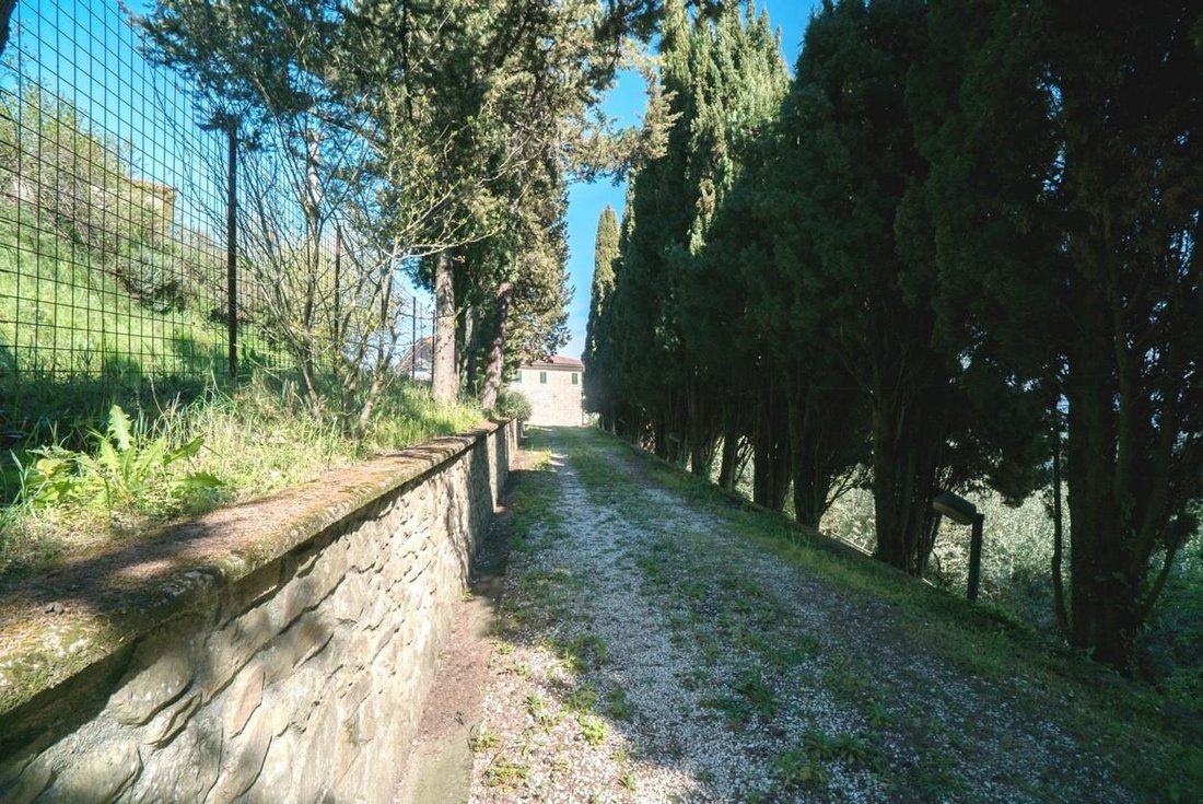 Country House in Camaiore, Tuscany, Italy 2 - 15742022