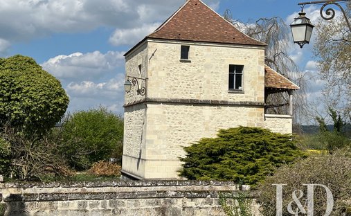Castle for Sale in Oigny-en-Valois, Hauts-de-France, France