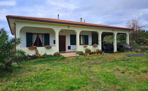 Maisons de campagne à Vada, Rosignano Marittimo, Toscane 1