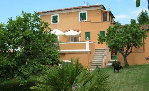 Estate in Livorno, Tuscany, Italy 1