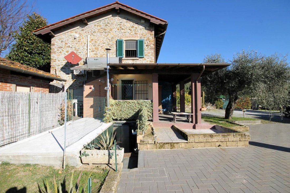 Country House in Center, Capannori, Tuscany 4 - 15741920