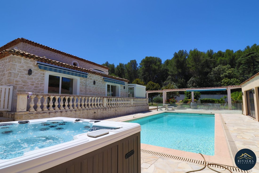 Casa a Marsiglia, Provenza-Alpi-Costa Azzurra, Francia 2 - 15735523