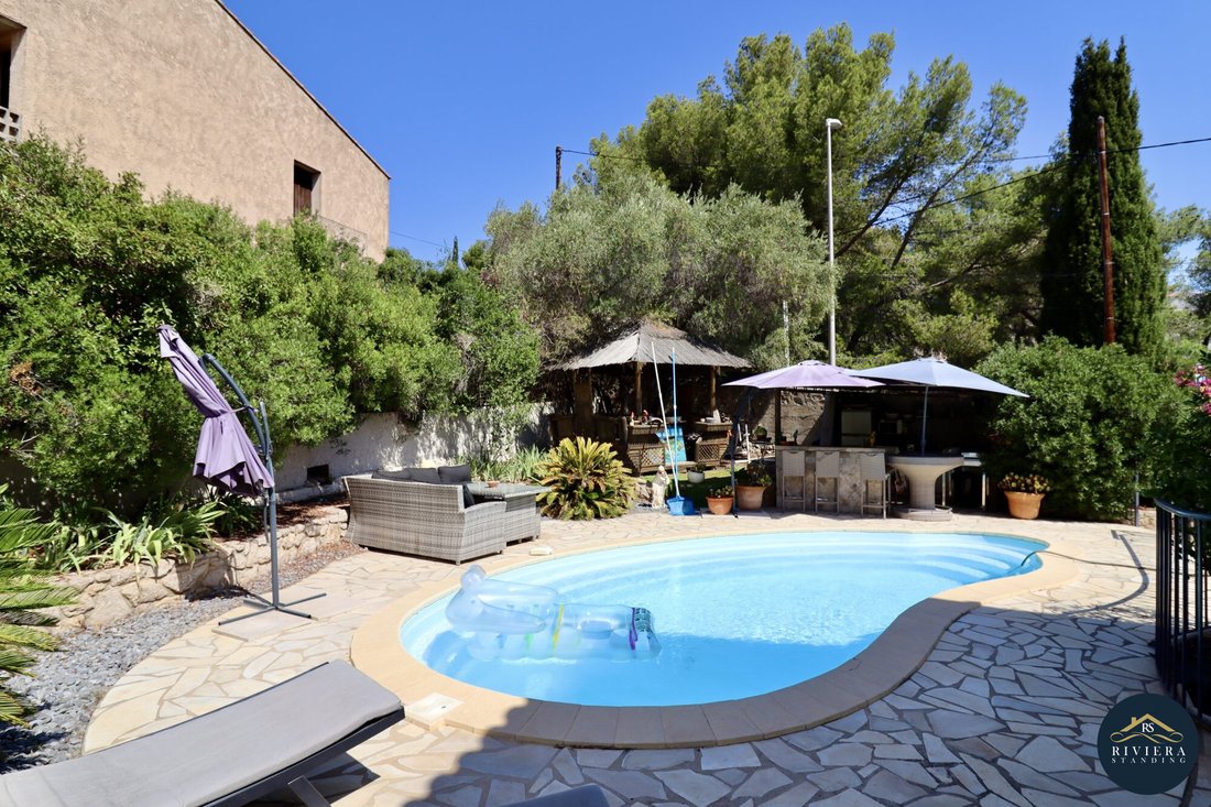 House in Bandol, Provence-Alpes-Côte d'Azur, France 4 - 15735629