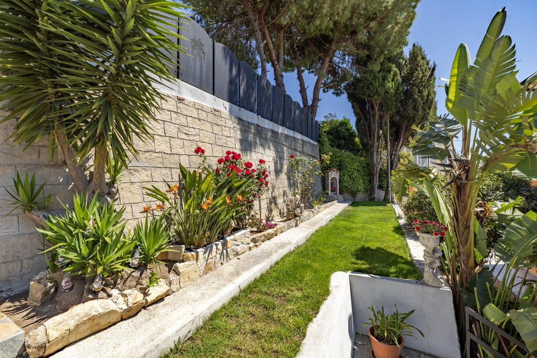 Villa in Bordighera, Liguria, Italy 5 - 15742687