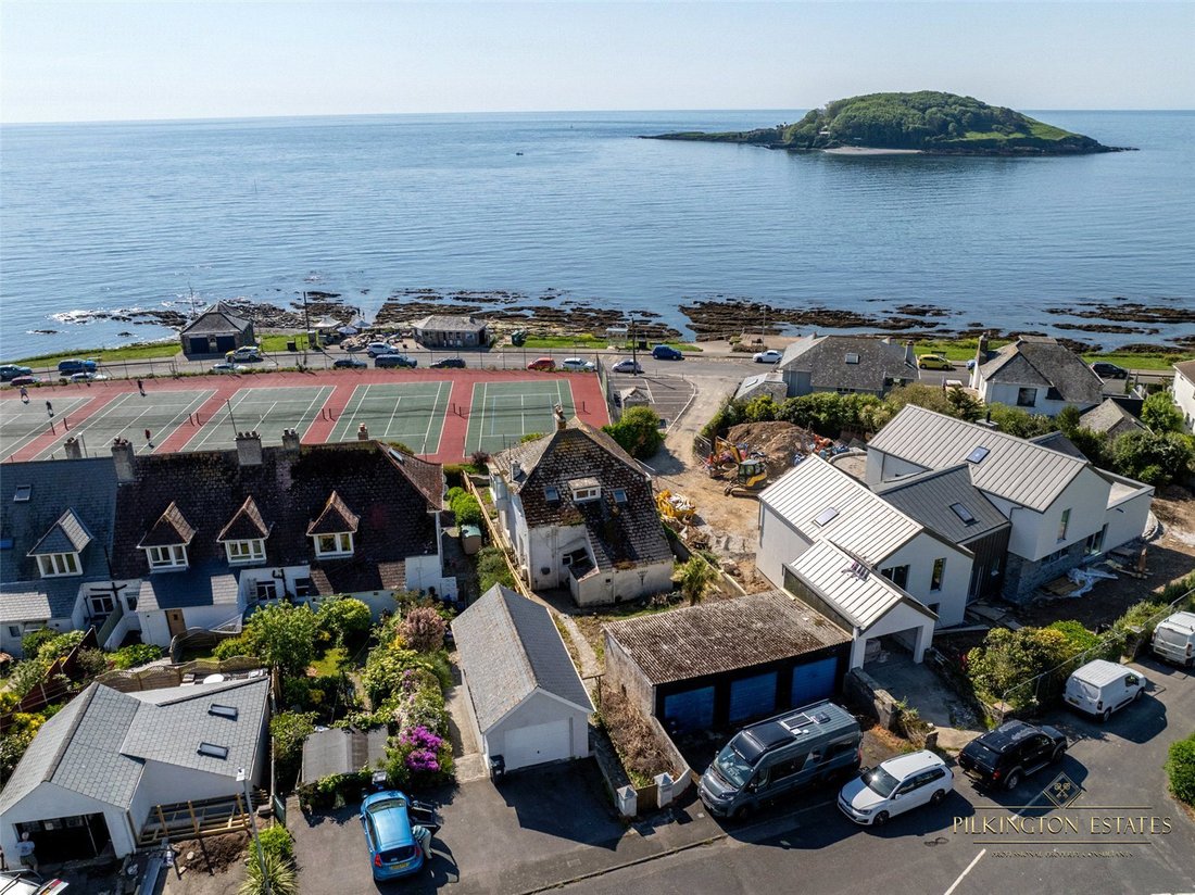 House in Looe, England 1 - 15742577