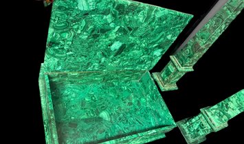 The XL Malachite Crystal Chest