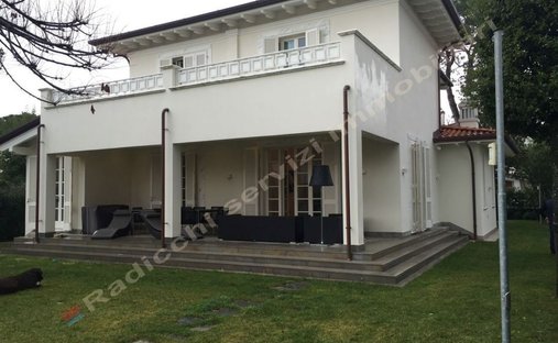 Villa in Center, Forte dei Marmi, Tuscany 1
