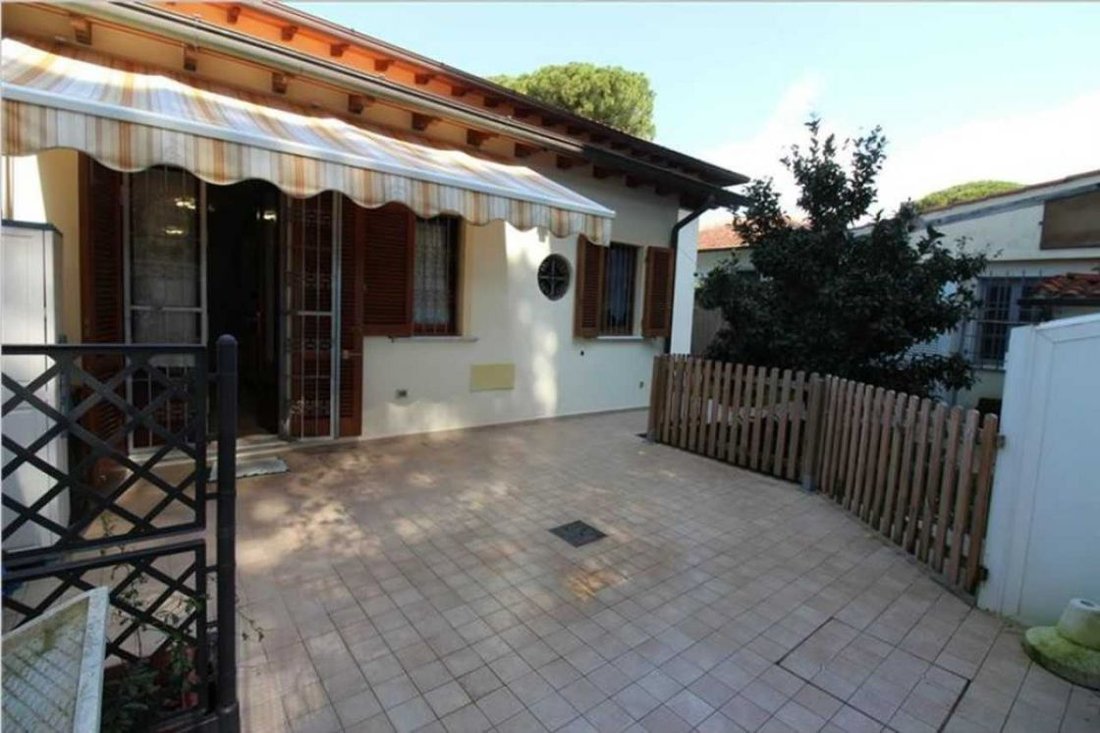 Villa in Center, Forte dei Marmi, Tuscany 1 - 15744049
