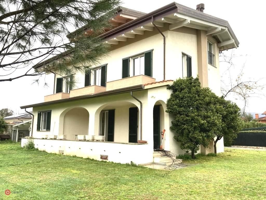 Villa in Center, Forte dei Marmi, Tuscany 2 - 15744577