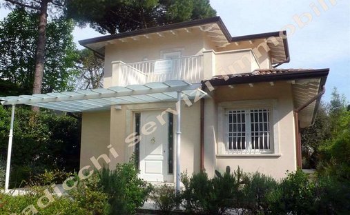 Villa in Center, Forte dei Marmi, Tuscany 1