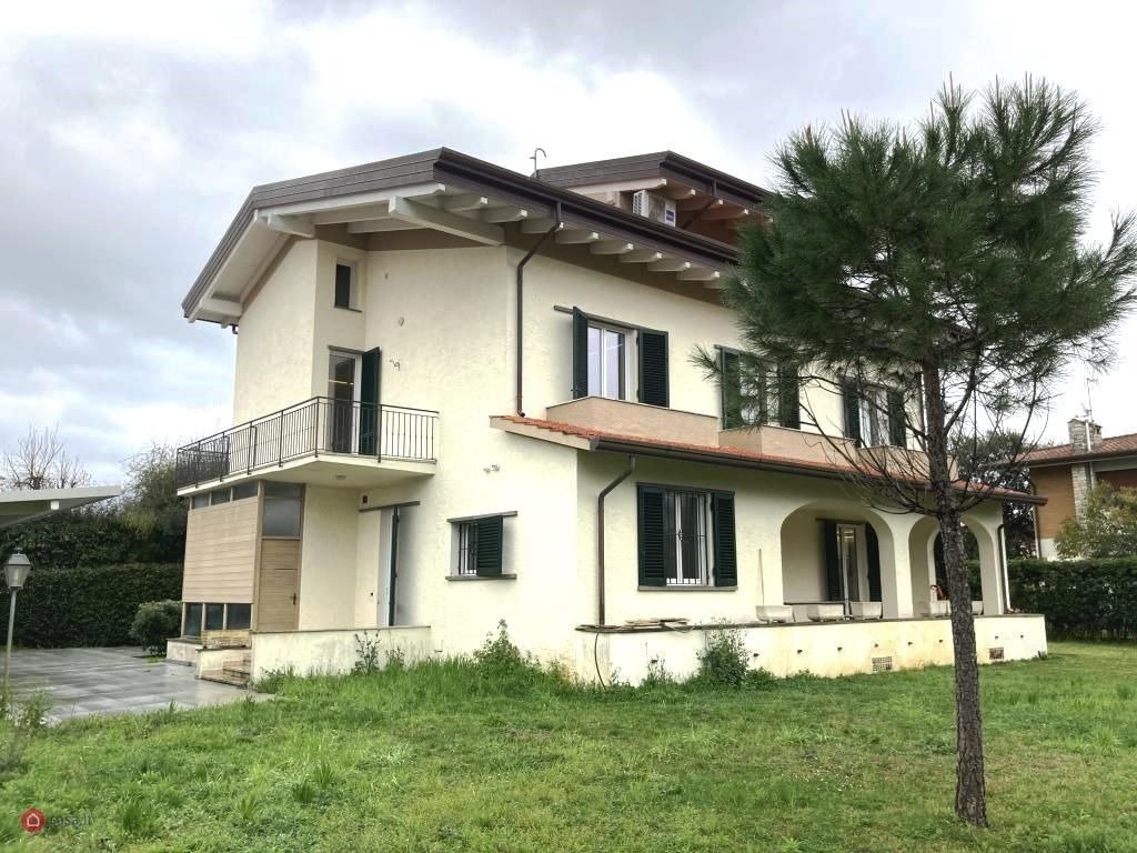 Villa in Center, Forte dei Marmi, Tuscany 3 - 15744577