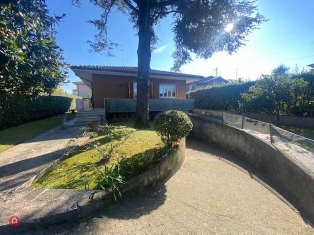 Villa in Center, Forte dei Marmi, Tuscany 5 - 15744283