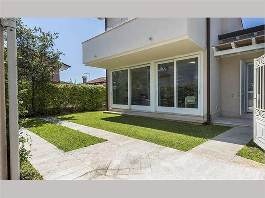 Villa in Center, Forte dei Marmi, Tuscany 4 - 15744858