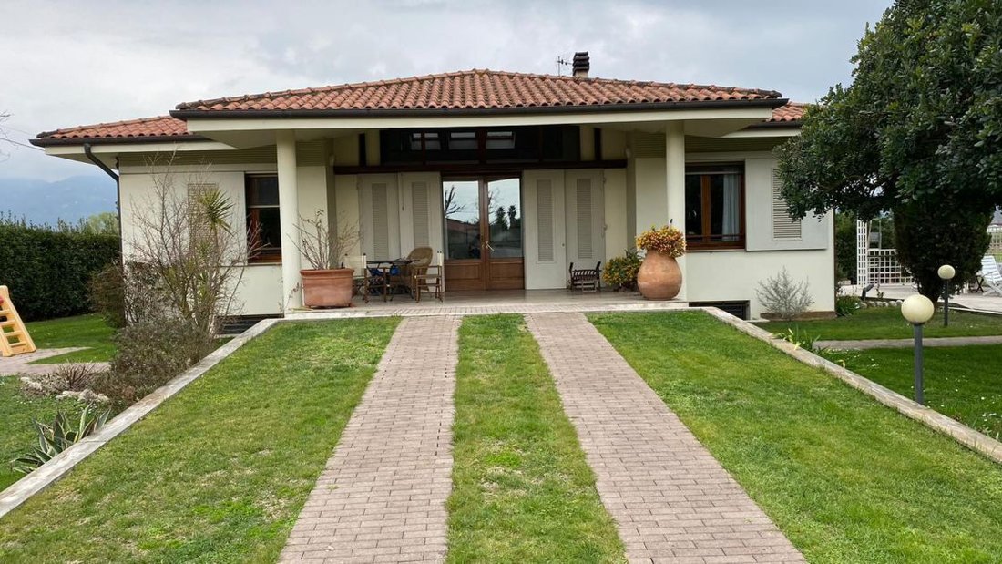 Villa in Fiumetto, Pietrasanta, Italy 1 - 15744030