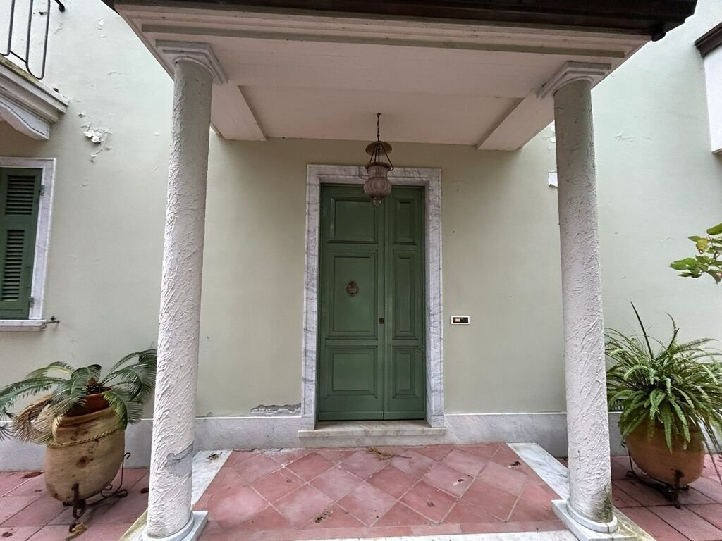 Villa à Centre, Massa, Italie 1 - 15744389