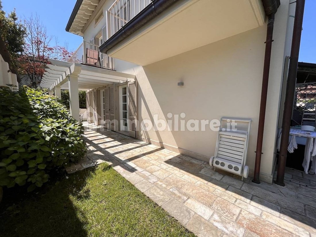 Villa in Center, Forte dei Marmi, Tuscany 4 - 15744345