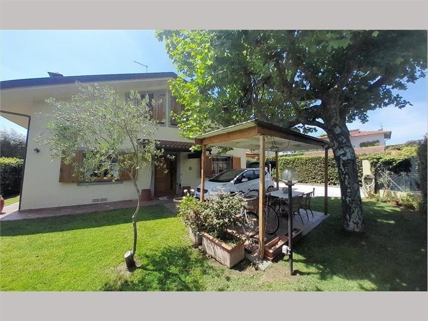Villa in Center, Forte dei Marmi, Tuscany 2 - 15744547