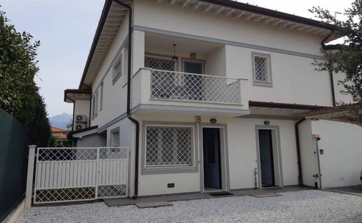 Apartment in Center, Forte dei Marmi, Tuscany 1